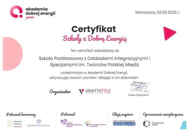 zdjęcie certifikatu szkoły z dobra energią